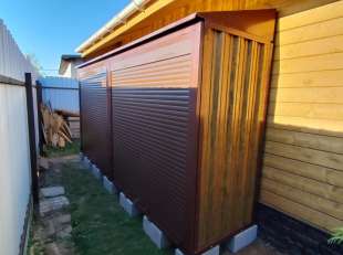 Две дровницы для хранения вещей в расцветке "под дерево" в дер. Сокольниково, г.о. Домодедово, МО