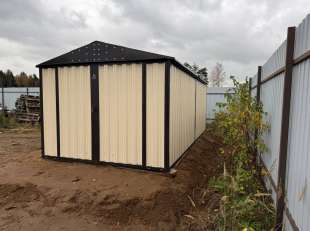 Хозблок для хозяйственных вещей в комбинированной расцветке в СНТ Купол-2, г. Балашиха, МО