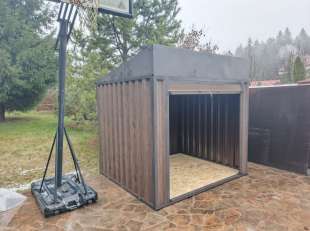 Хозблок для хозяйственных принадлежностей в комбинированной расцветке в с. Рождествено, Рузский г.о, МО