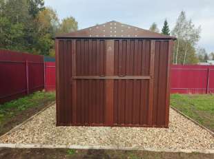 Хозблок для садовой техники и инвентаря в шоколадном цвете в дер. Аймусово, Талдомский г.о, МО