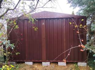 Хозблок для садовой техники и инвентаря в шоколадном цвете в дер. Кошерово, Раменский р-н, МО