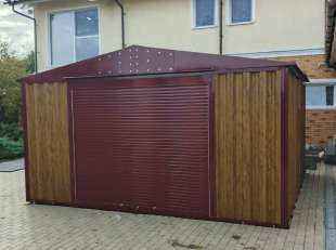 Гараж для автомобиля в комбинированной расцветке в с. Винновка, Самарская обл.