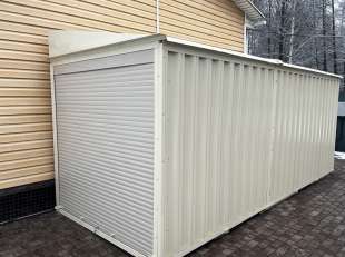 Хозблок для садовой техники, инвентаря и хозяйственных принадлежностей в цвете "слоновая кость" в дер. Крутицы, г. Калуга