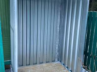 Дровница для хранения дров в цинковом цвете в дер. Талицы, г.о. Истра, МО